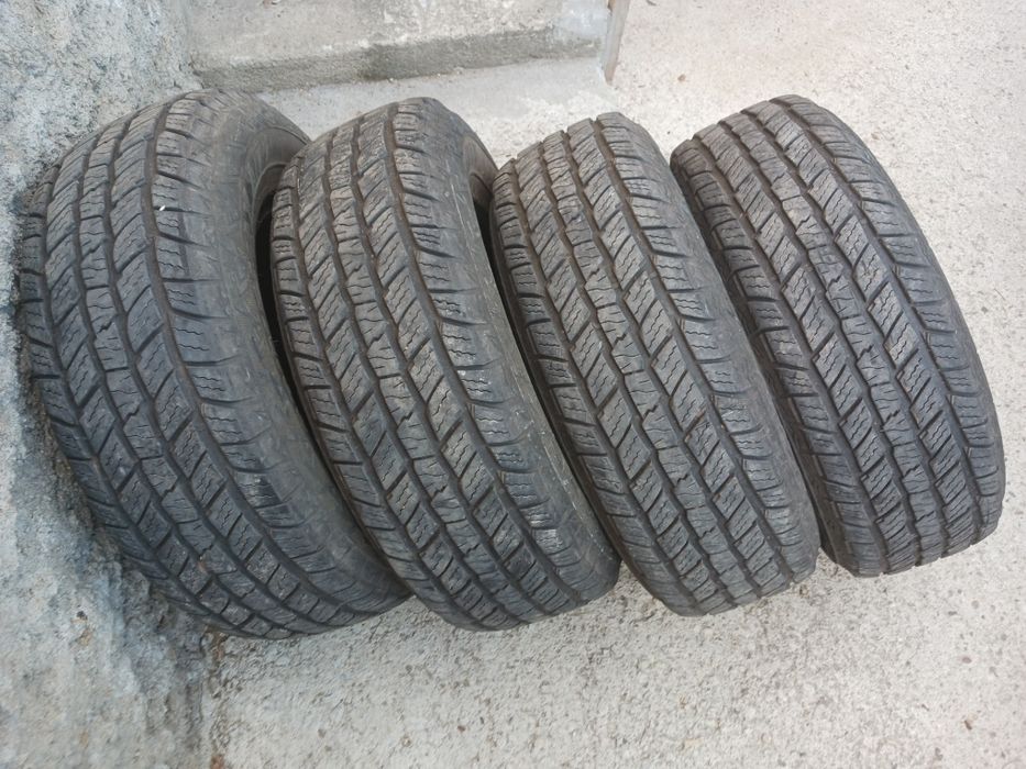 2 чифта гуми А/Т  265/70/16