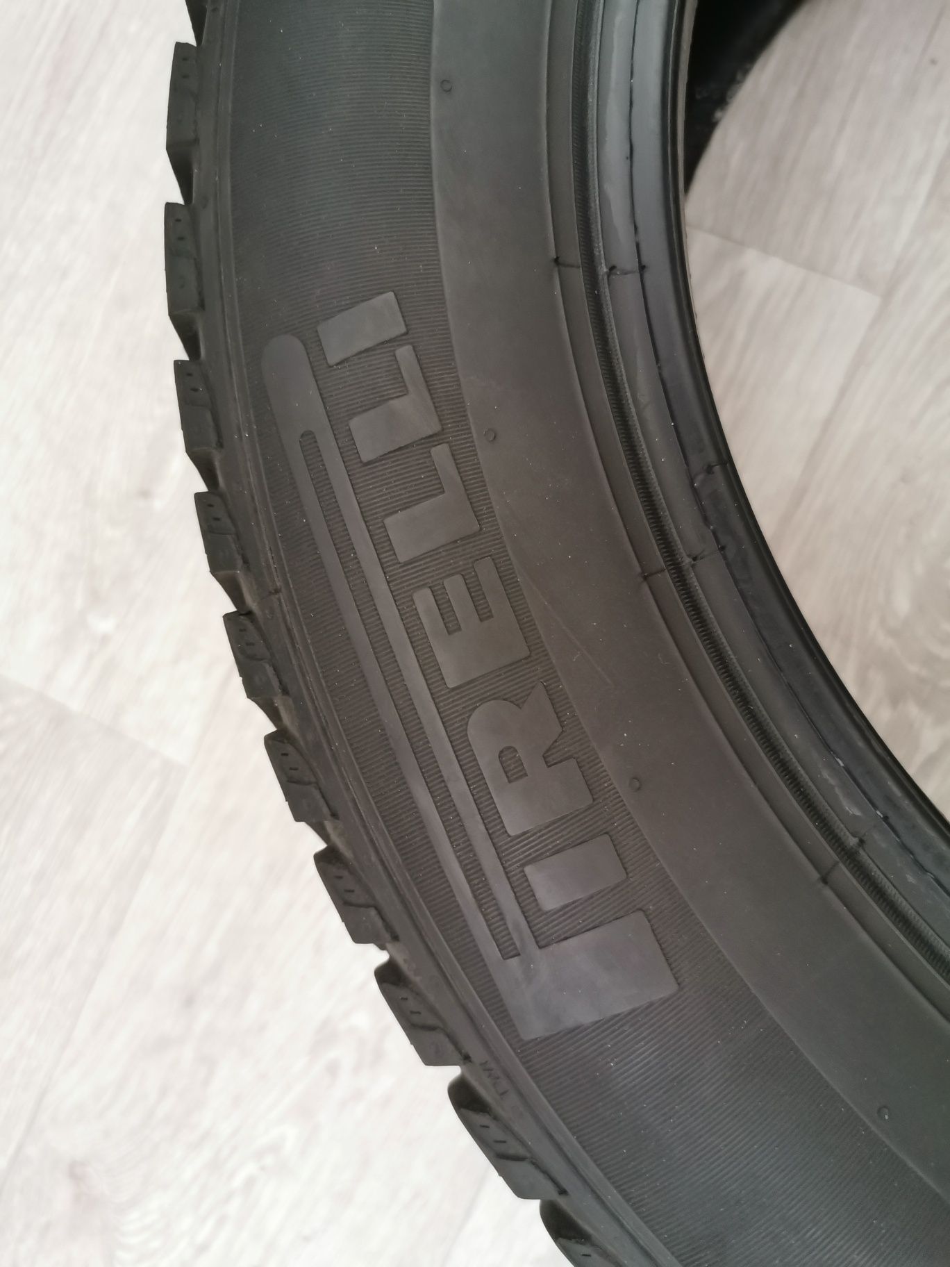 225 55 R16 M+S Anvelope Cauciucuri Pirelli