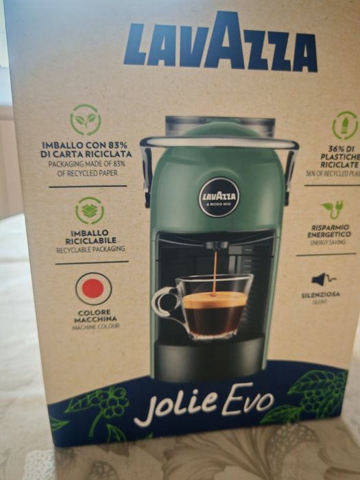 НОВА!!! Кафемашина Lavazza