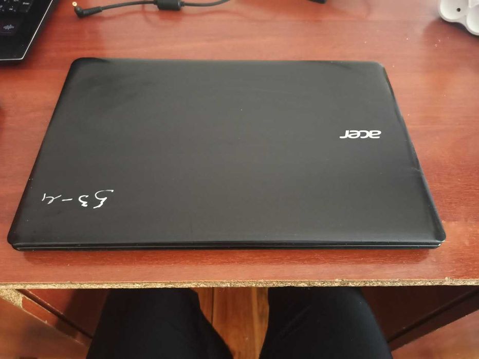 Noutbok ,Acer Aspire E1-510