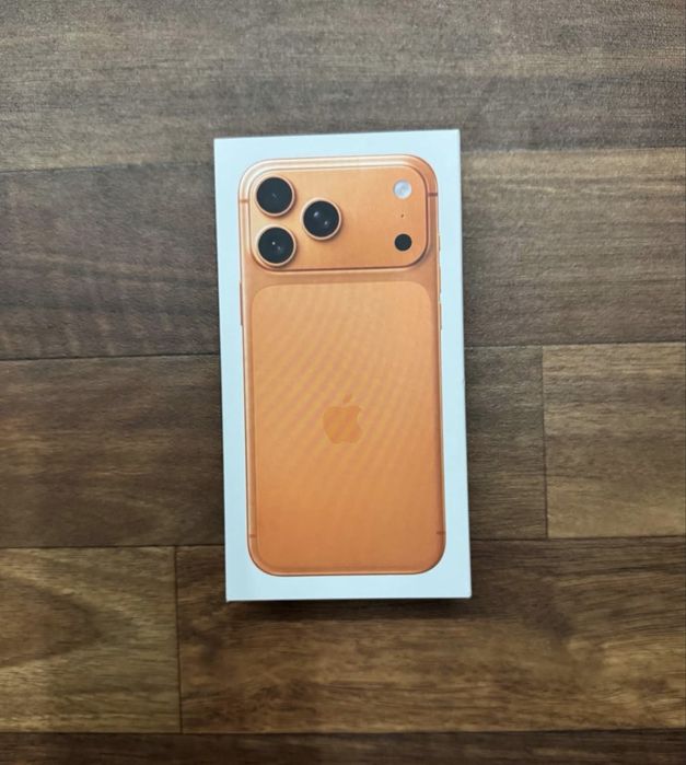 Iphone 17 Pro Max Cosmic Orange 256GB Nou desigilat