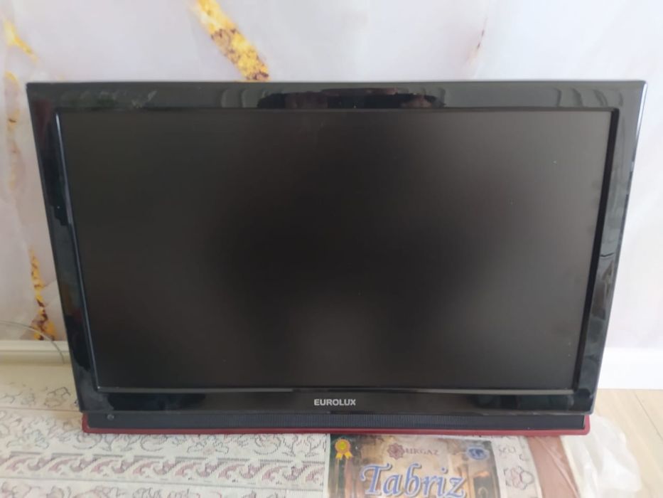 Продам рабочий телевизор