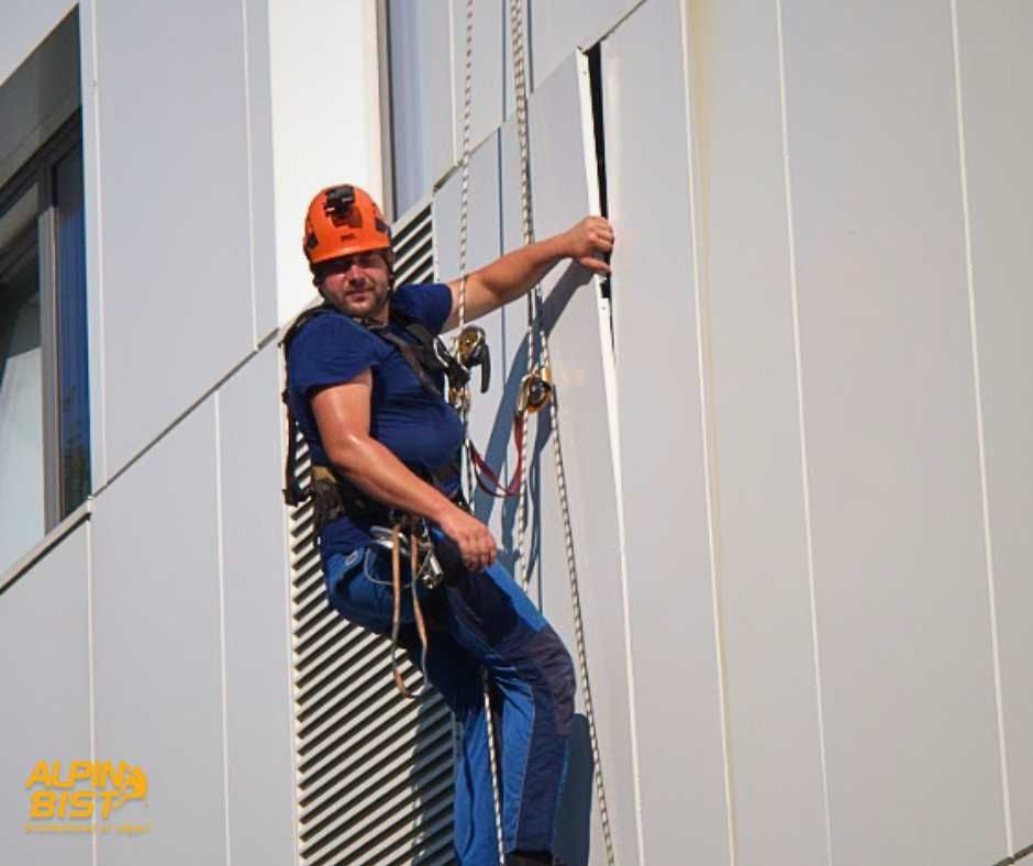 Alpinism utilitar-Reparatii |Restaurări |Toaletare |Vopsire - Bistrita
