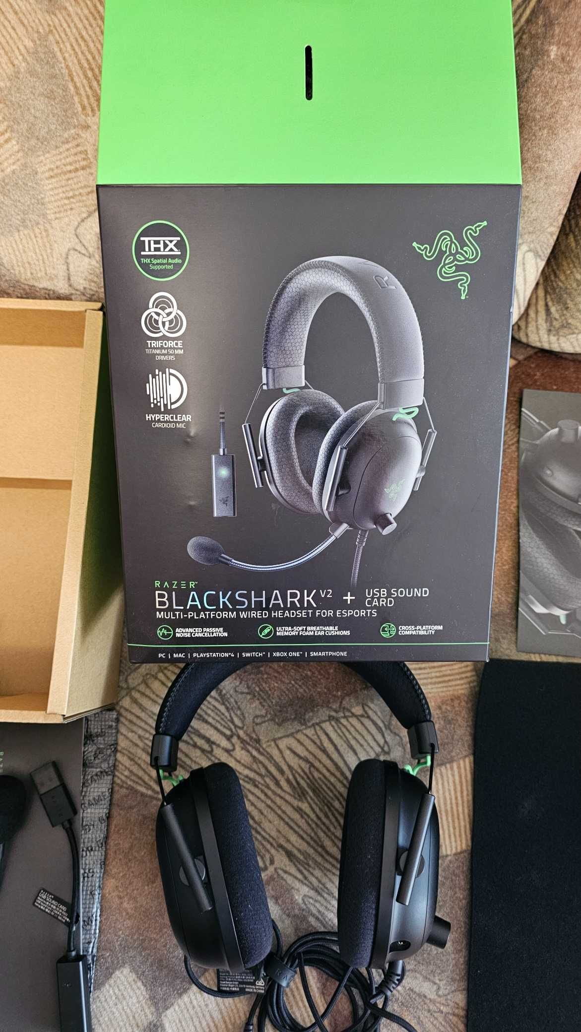 Casti Razer Blackshark v2 cu placa de sunet 7.1 USB