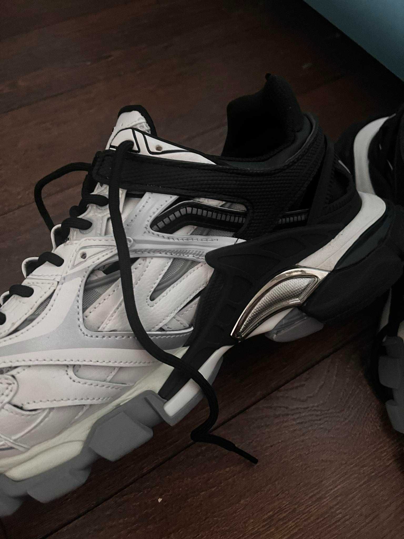 Balenciaga Track Runner 2