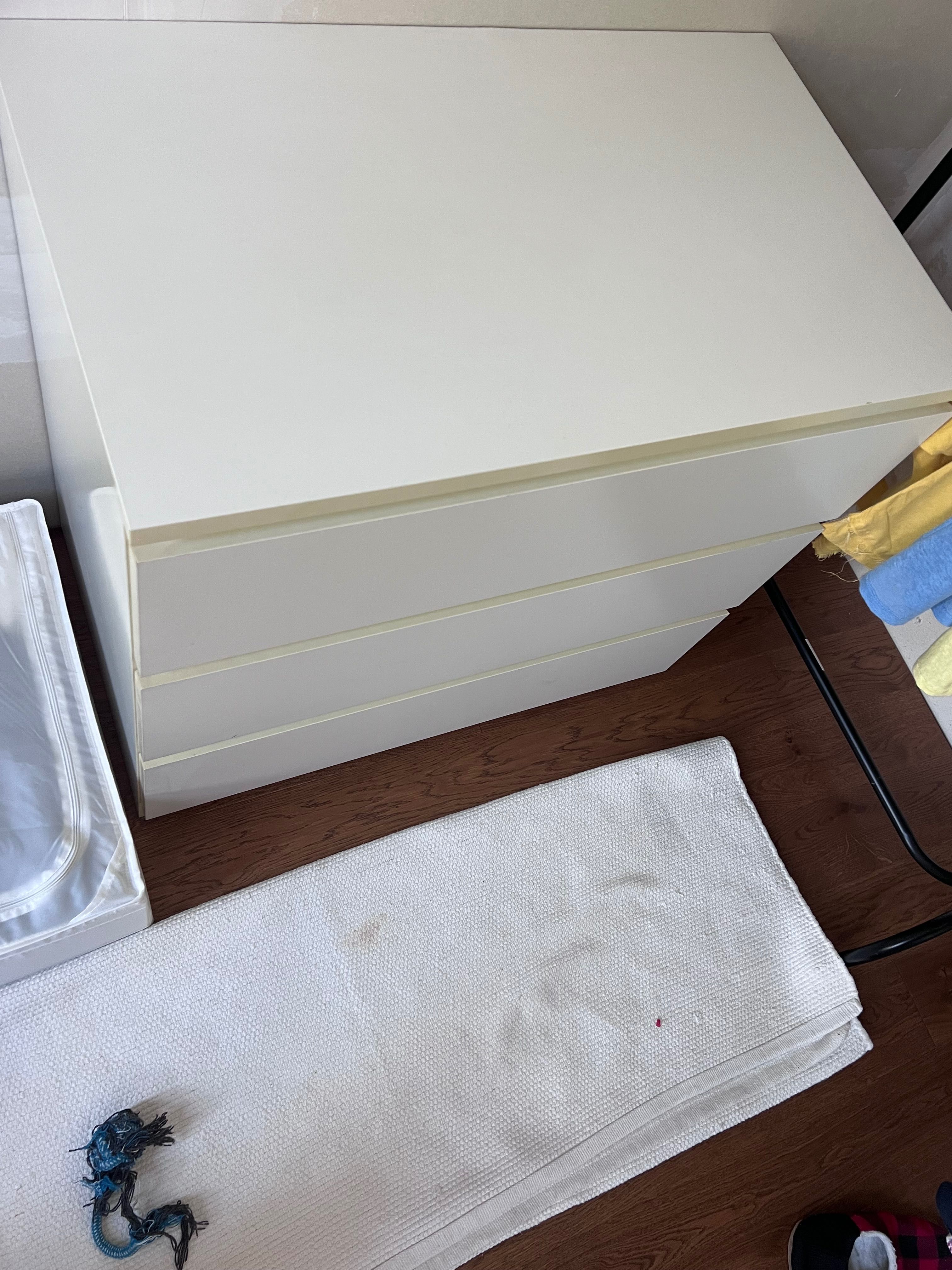 Скрин Ikea MALM с 3 чекмеджета