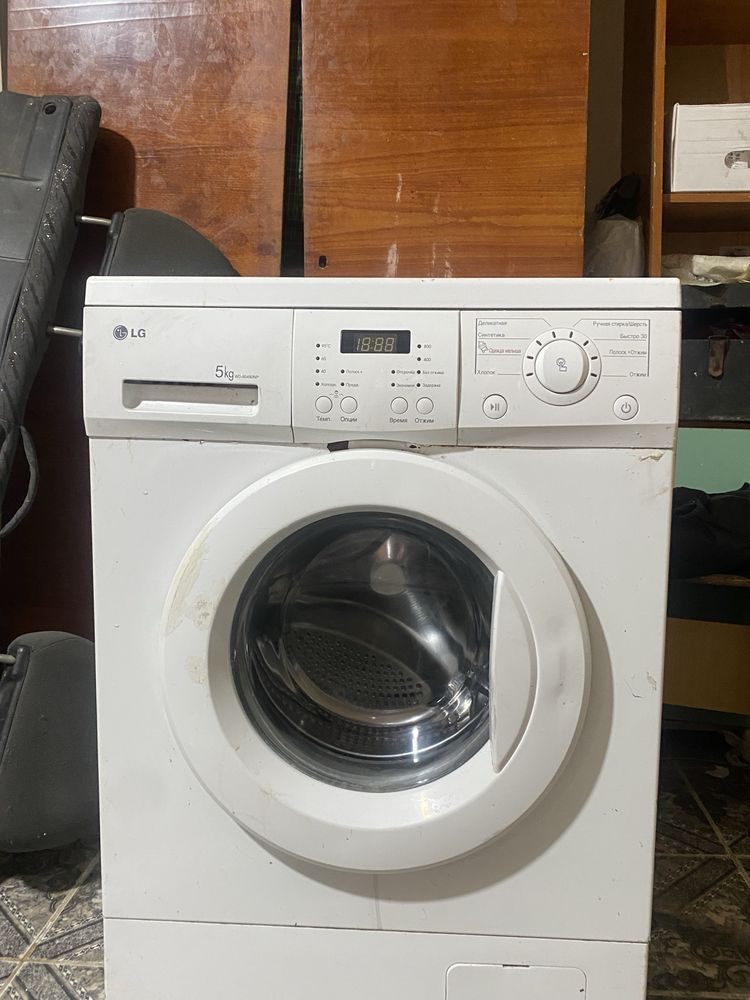 Продам стиральную машину