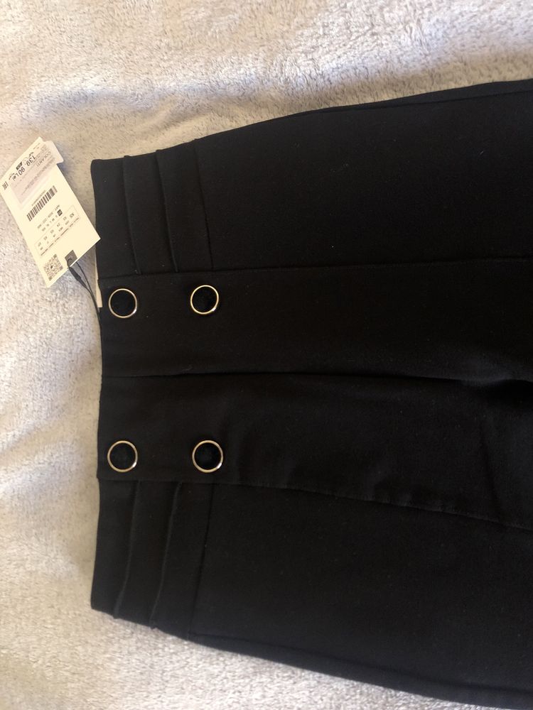 Pantaloni noi Zara XXS