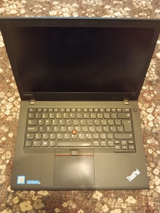 Laptop Lenovo T470 
8gb ram
256gb stocare
Intel I5 7300U
Are zgârietur