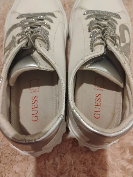 Guess оригинални кецове естествена кожа