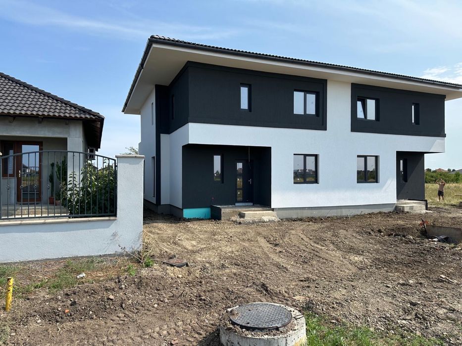 Duplex de vânzare în comuna Ghiroda, localitatea Giarmata Vii