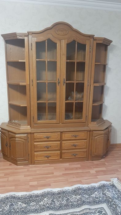 Настоящая деревянная мебель