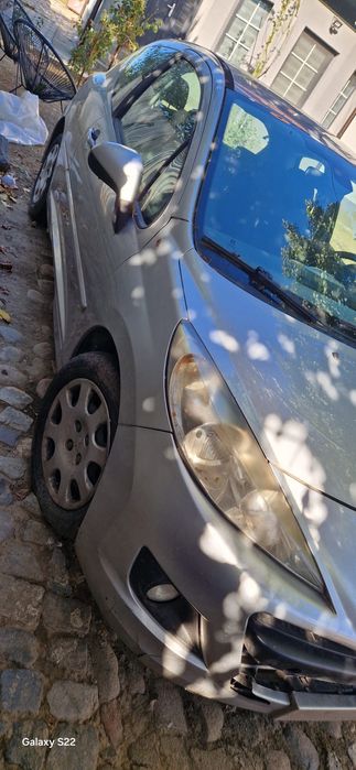 Vând pejo 207 cupe ,fără carte am doar certificatu !