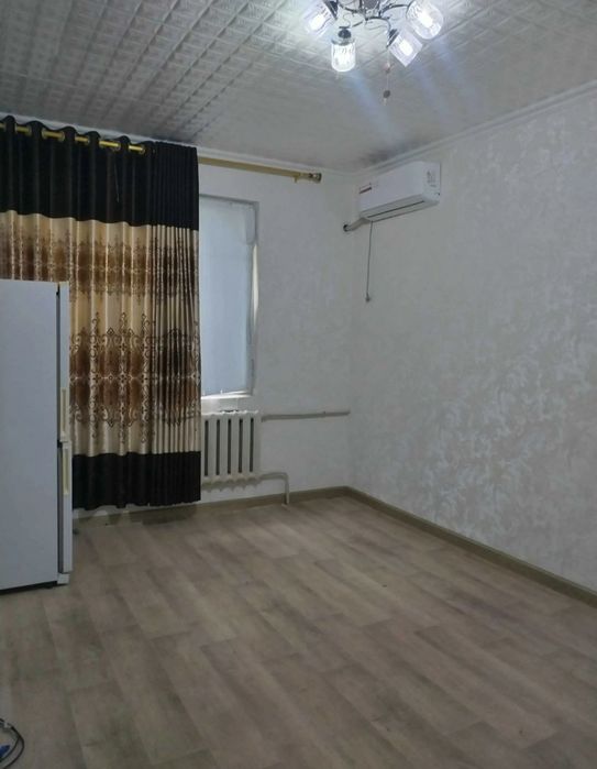 Квартира продаётся Чиланзар 2 квартал 1/4/4 чистая Бунёдкор стадион