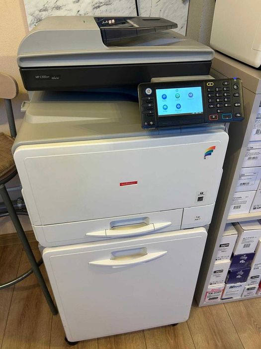 Multifunctional Ricoh MPC 305spf