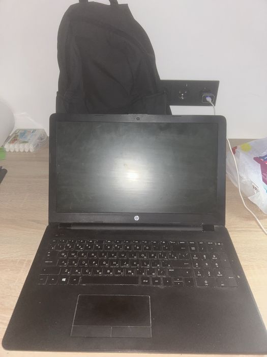 Продам срочно ноутбук HP 2020