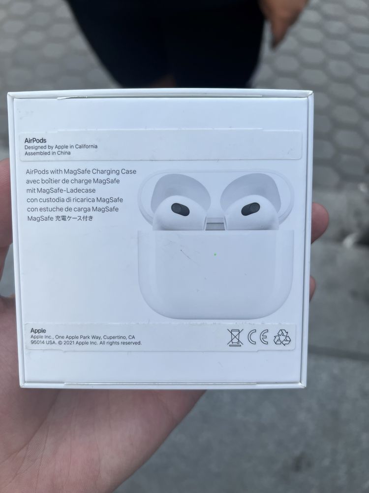 Airpods 3 , один наушник утерян