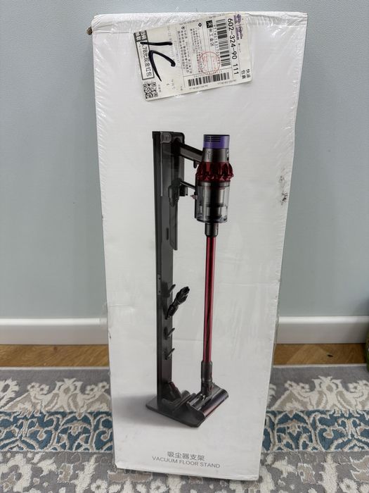 Стойка для пылесоса Dyson