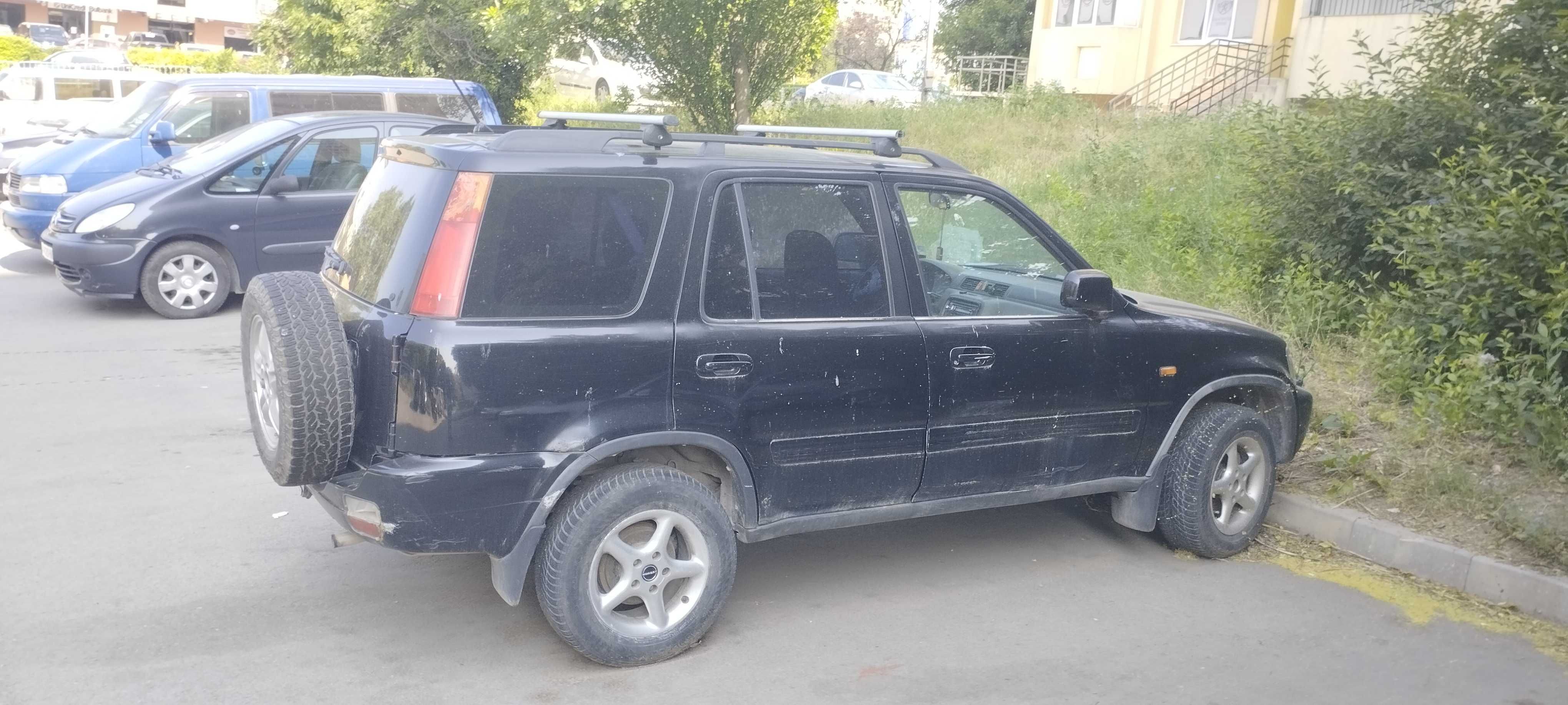 Продавам Honda CR-V 2.0 147 кс. 1999г за части.