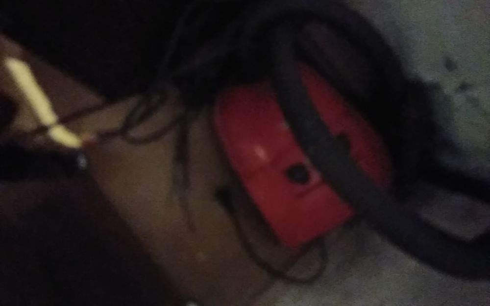 Пылесос на запчасти продам