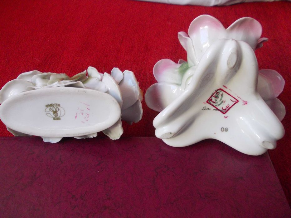 Cinci piese bibelouri de portelan