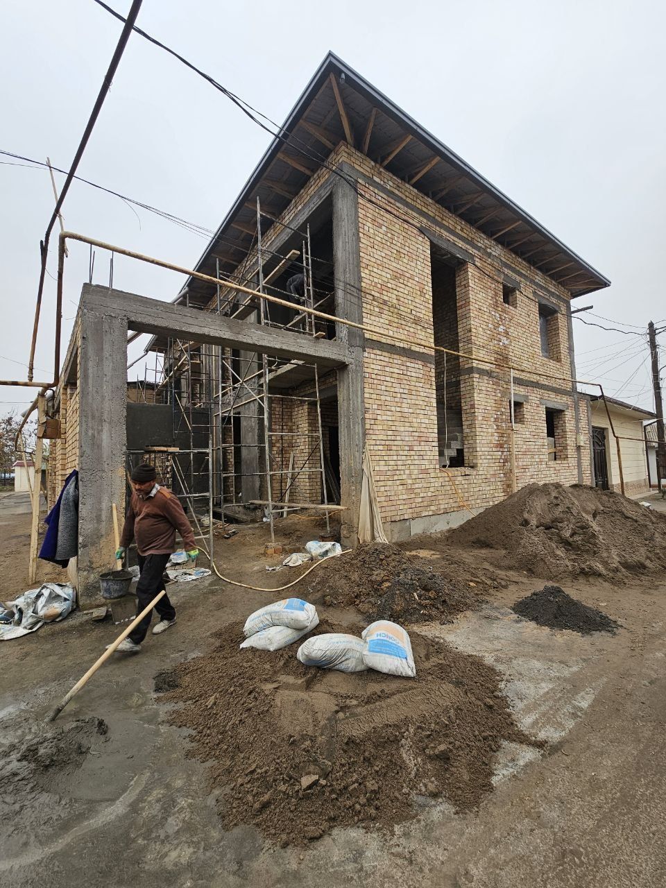 Продам евро Коттедж Мирзо-Улугбекский Карасу 6  1,2 соток 3 уровня