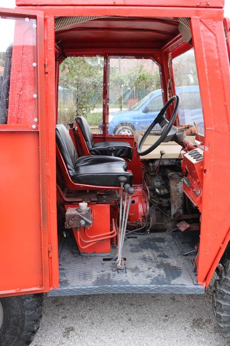 Продава се трактор Мургаш М-45 с косачка