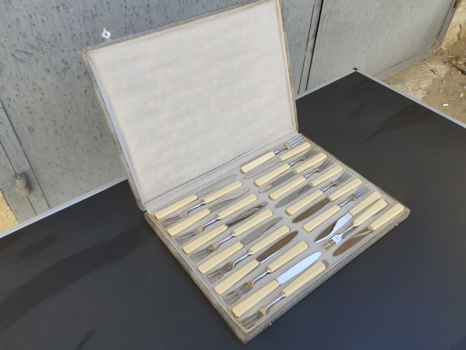 Прибори за хранене / десерт