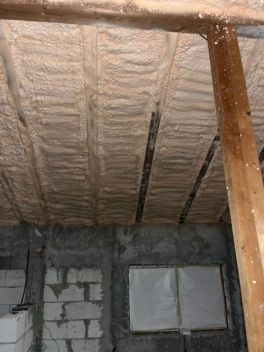 Izolații cu spuma poliuretanica