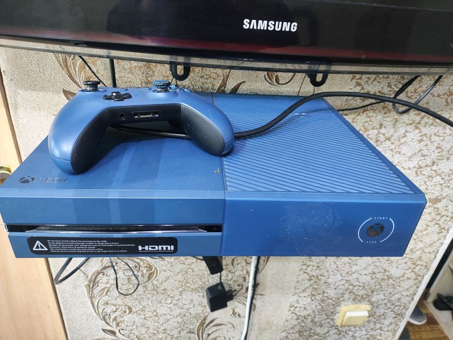 Продам x box one