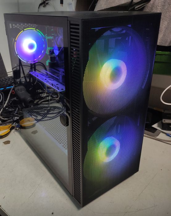 Gaming PC i7 generatia 6.a -super pret 1500  ron