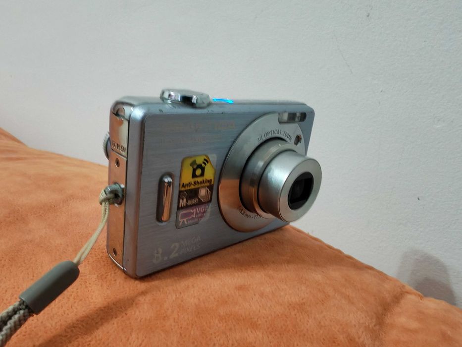 фотоапарат Praktica luxmedia 8303 8.2МРх 
редакция