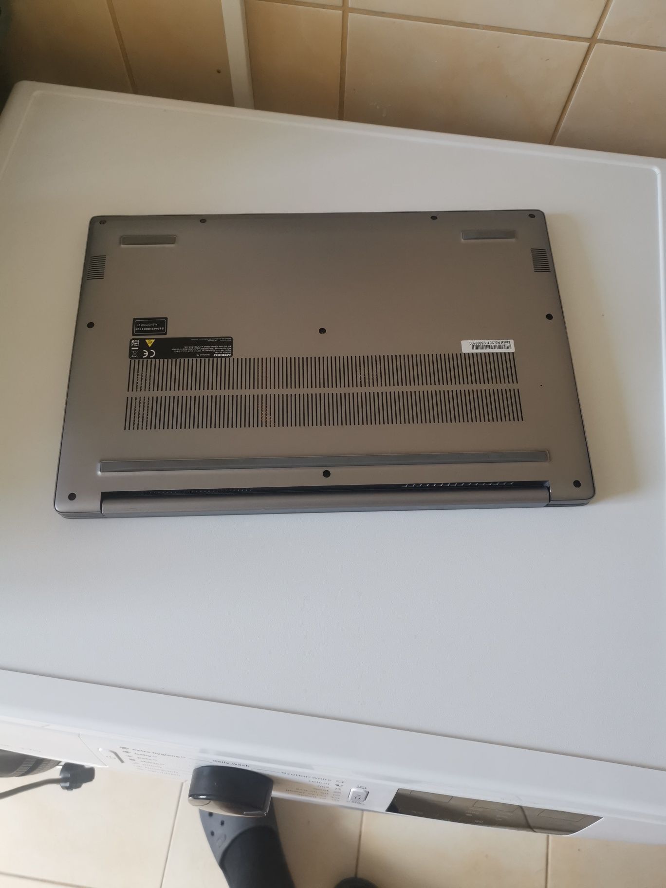 Laptop medion core I5 gen 10 ssd