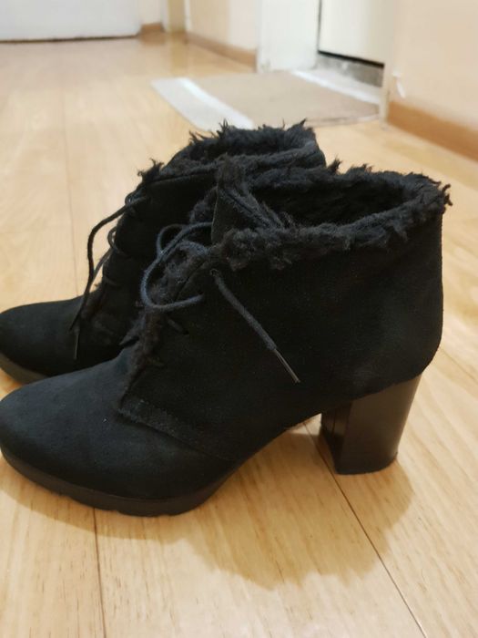 Боти дамски естествен велур номер 35