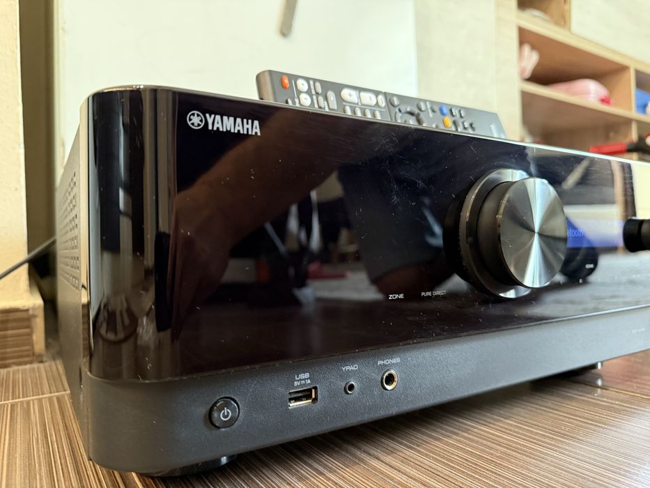 Yamaha RX-V4A Bluetooh Wi fi Като нов