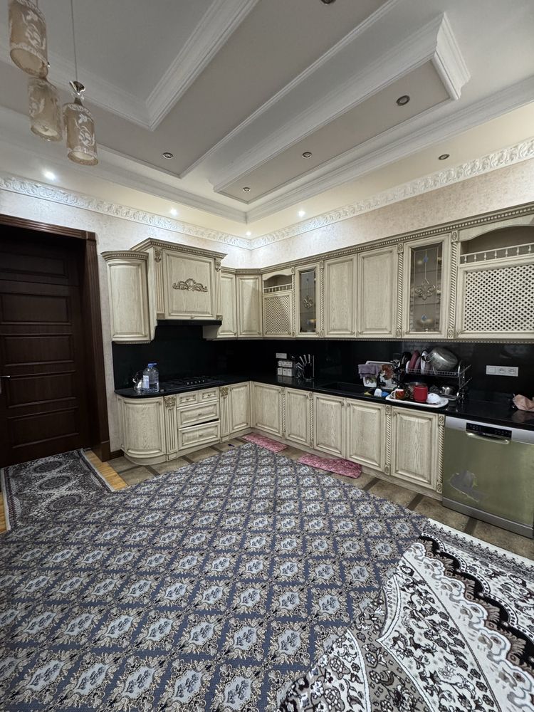Продается Дом 8 соток ор-р ресторан Трюфель