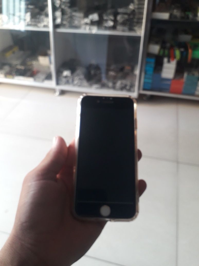 iPhone 7 sotiladi