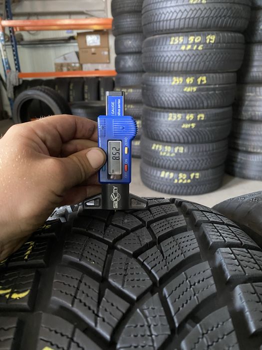 Anvelope iarna 235/55/19 Goodyear Ultra Grip Performance 235 55 19 R19