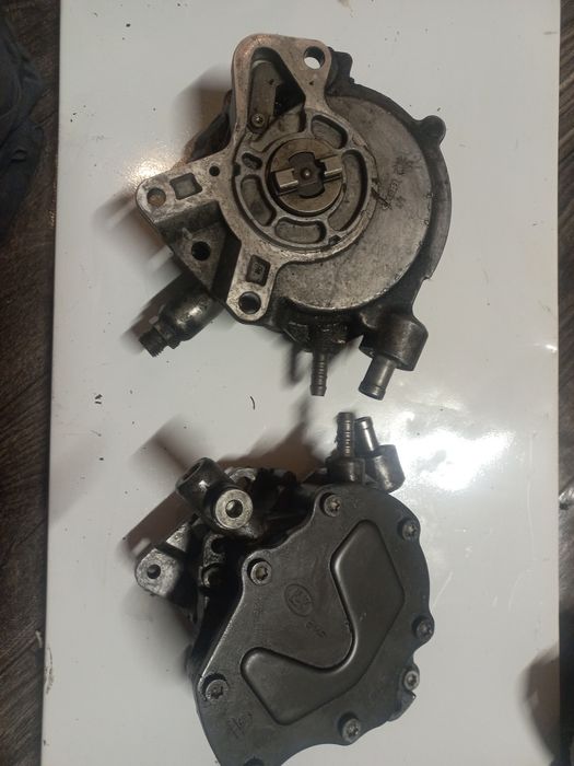 Pompa vacuum 070145209H vwt5 2 5