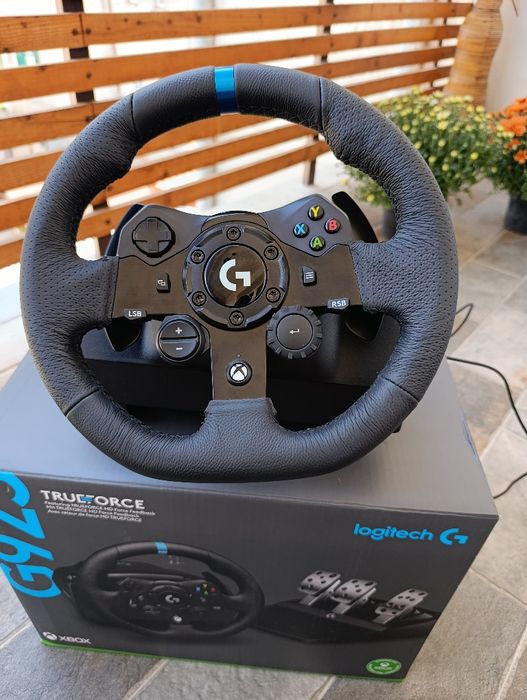 Volan sim racing Logitech G923 + schimbător logitech