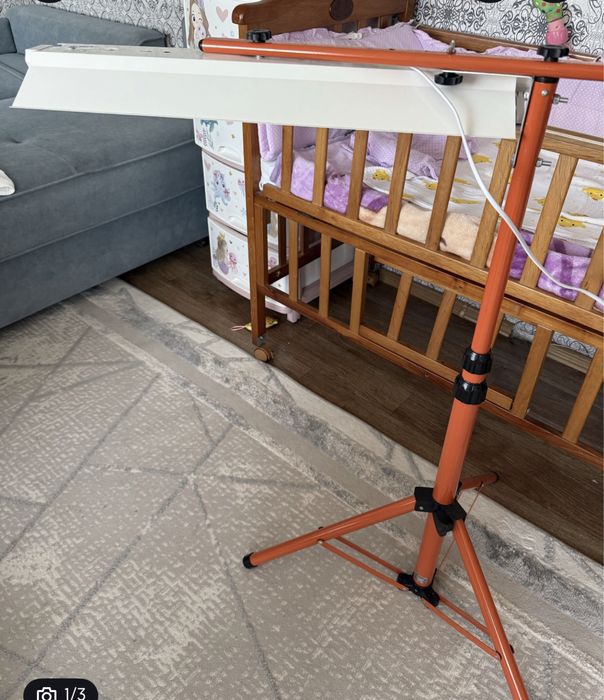 Продам  Лампу от желтушки, фотолампа.