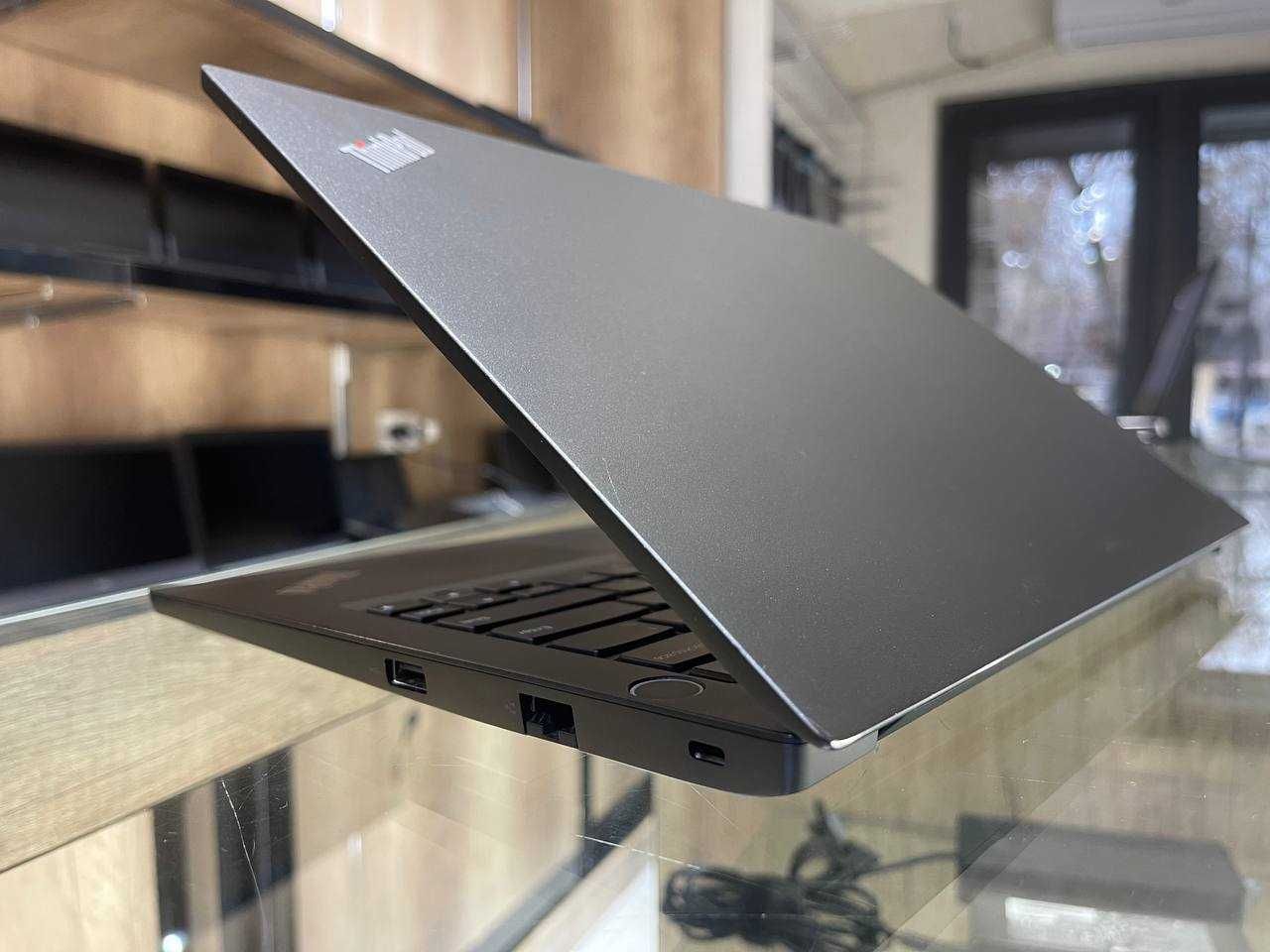 Lenovo ThinkPad E14 intel Core i5-1135G7 озу8гб 256ssd