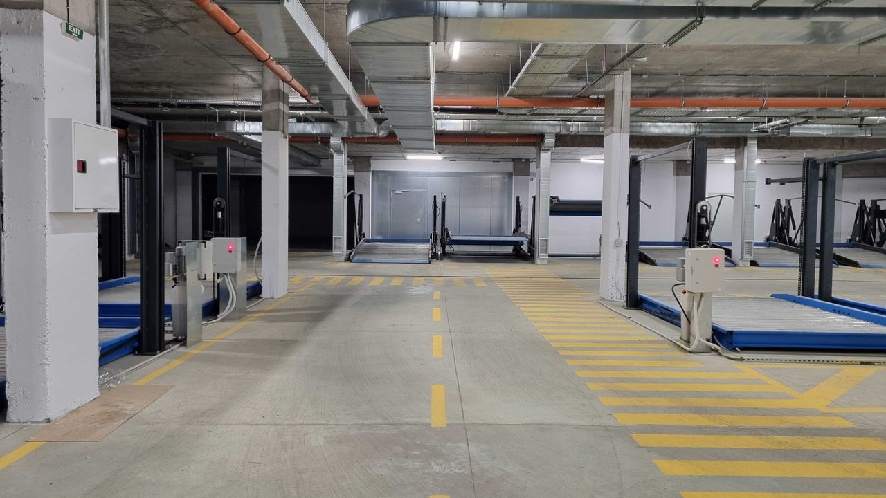 Дава се под наем Гараж / Паркомясто в София, Люлин 10 - 19 кв.м за 102 € - Снимка #4