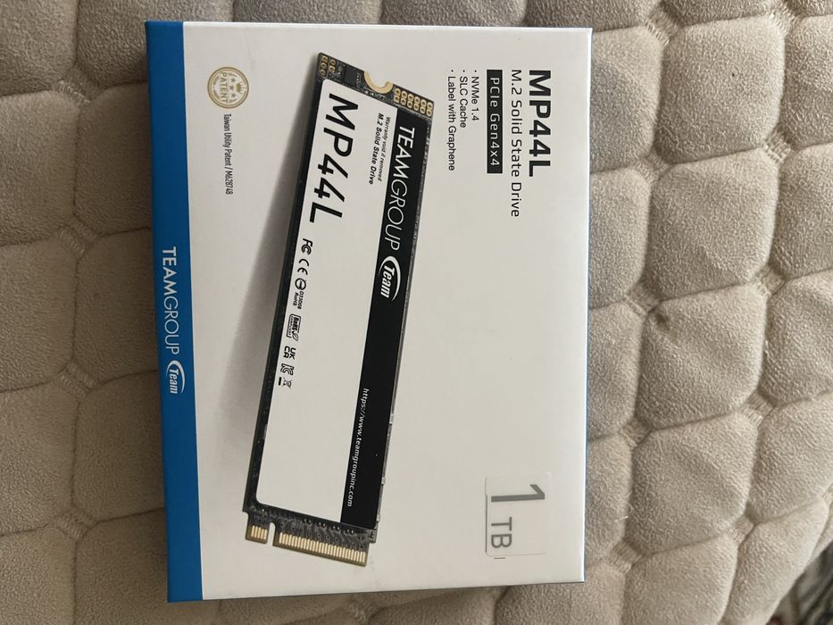 Продам SSD 1 Tb новый