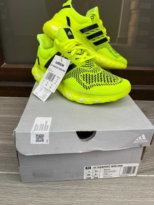 Adidas Ultraboost web dna, marime 40, Cod:GY4172