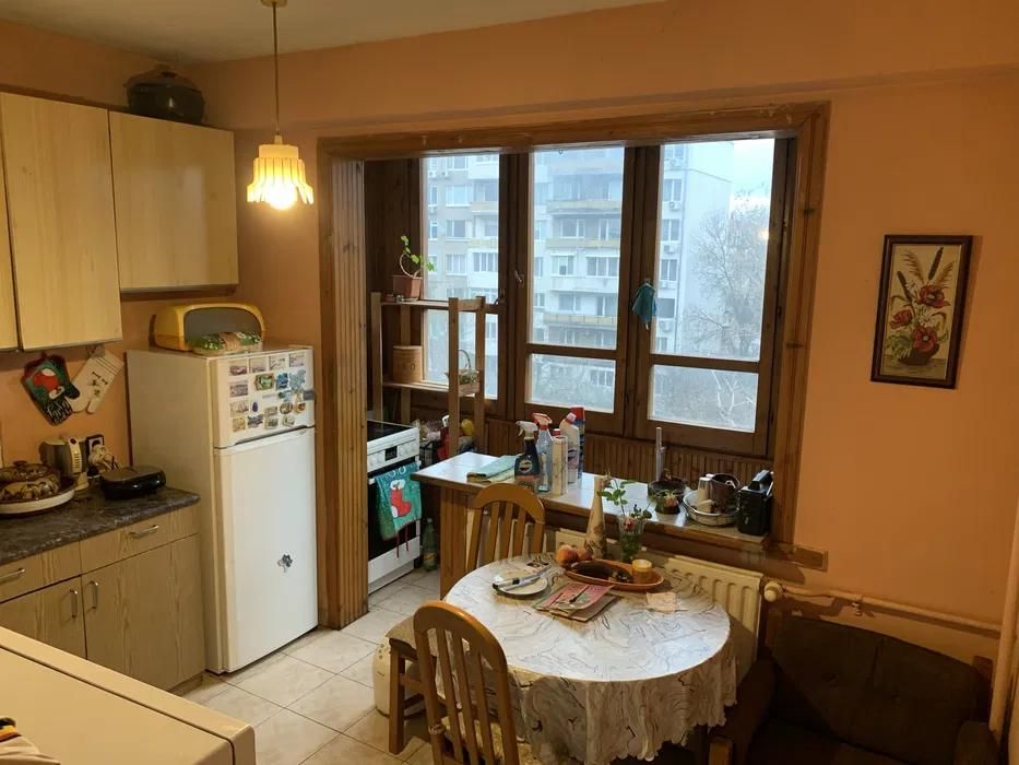 Продава се Тристаен апартамент в София, Младост 1 - 84 кв.м за 2620 €/кв.м - Снимка #1