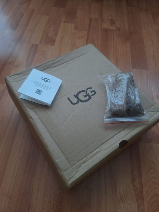 UGG Lowmel  NOI ! Nepurtați.