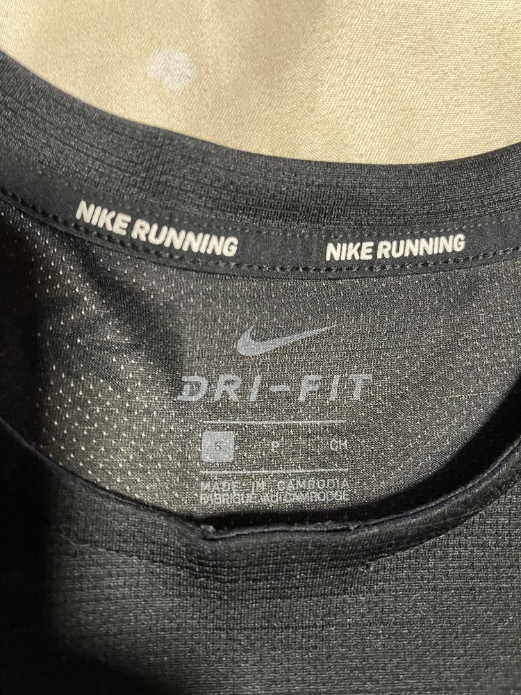 Tricou cu maneca lunga Nike Running Dri-Fit