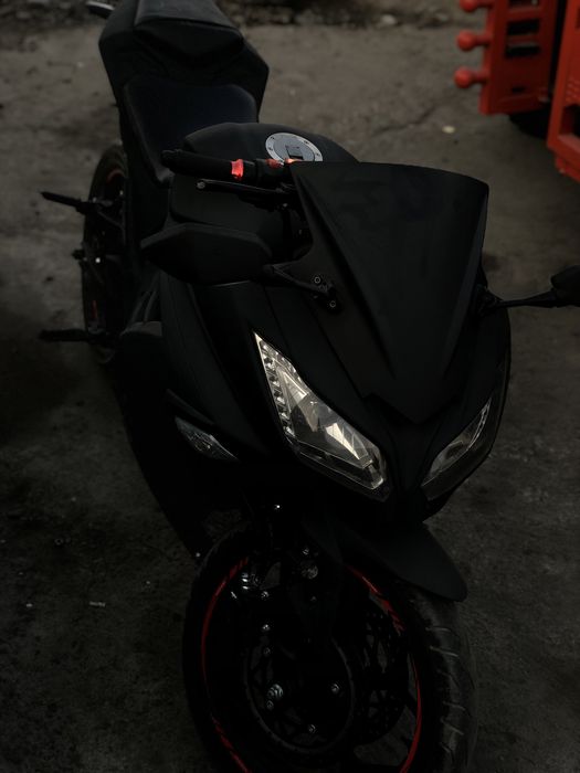 Kavasaki ninja elekro