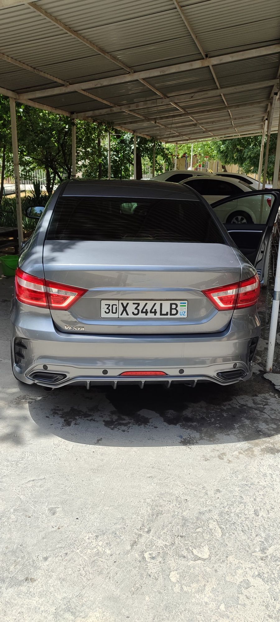Lada vesta 2020 prabeg 105 ming Sam shax